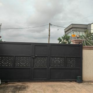 Barbs Homestay 3 Bed Gorgeous House with Security Cams near Oyarifa Mall - 7