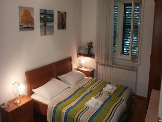 Angela Classic Rooms & Apartments - Zagreb - 2