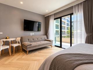 Title Legendary Grand Terrace Studio by TVC - 4