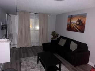 Taaaaz whyte Ave - 1