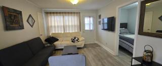 Cozy 2-Bedroom Apartment - 8