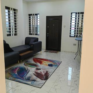 Barbs Homestay Comfortable Room Rental in 3 Bed House - 4