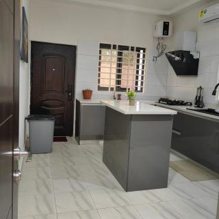 Barbs Homestay Comfortable Room Rental in 3 Bed House - 3