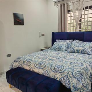 Barbs Homestay Comfortable Room Rental in 3 Bed House - 1