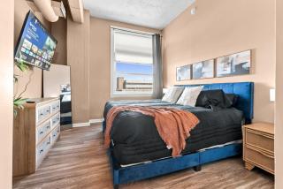 Downtown Cleveland 1BR Walk to Playhouse Square - 9