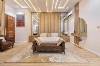 Gaiety Apartments - 6