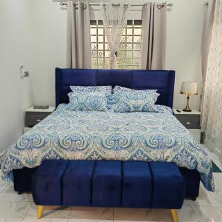 Barbs Homestay Comfortable Room Rental in 3 Bed House - 0