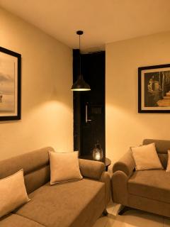 Executive Spacious 1BR Apartment, Rooftop pool & gym, Hostly Homes - 6