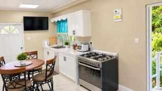 West Coast Comfort Stay - 1