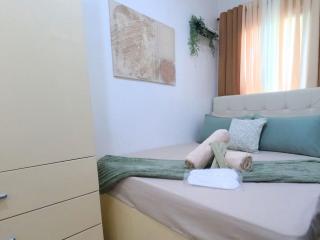 Modern Malay Balay- 2BR Near Clark, with Pool & WiFi - 9