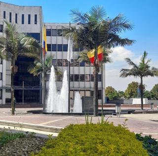 Malibla estamos a dos cuadras de centro de Convenciones Cafam Floresta - 1