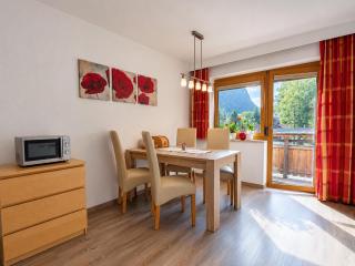 Apartment Martha in the Ötztal valley with mountain views - 2