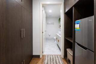 Condo unit near Mactan Airport with Pool, Gym, Free WiFi, and Netflix - 3