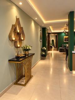 1 Bedroom Serviced Apartment in Goldcrest Mall, DHA Phase 4 Lahore - 3