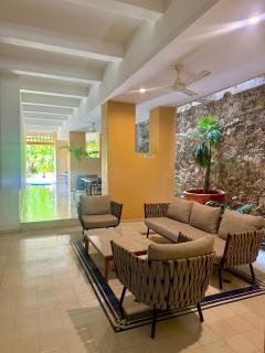 Calamari Homes - Centenario Casa 108 - Walled City - 1