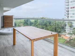 Modern Apartment with Private Jacuzzi Near the Beach - 1