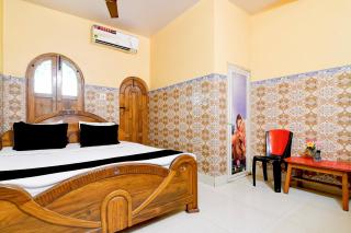 SPOT ON Hotel Swapno Nir - 2