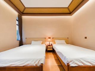 Floral Hotel Camphor Valley Gather Retreat Hotel - 5