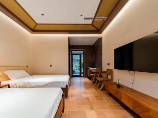 Floral Hotel Camphor Valley Gather Retreat Hotel - 4