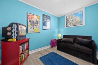 Charming Stay- Bottom Unit in Lou Arts District - 0