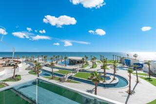 Encantame Soleil Brand New Resort 2BR l R303 - 2