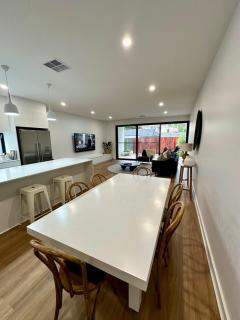 Rose Park 3BR House - Walk to CBD & Victoria Park - 9
