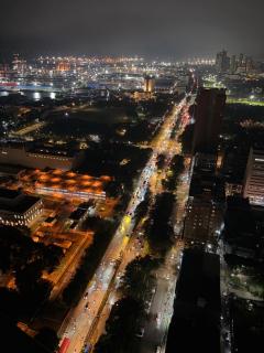 Classic-style Top Floor In Manila Bay - 2
