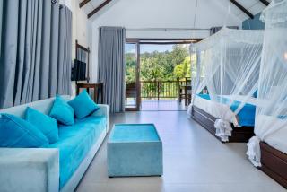 Ella Blue Heaven - 1