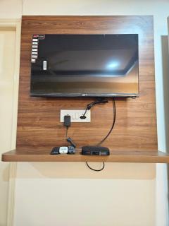 Regal Suites Hotel Rooms Bommasandra - 2