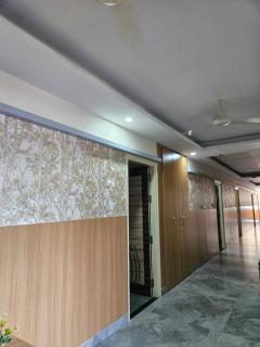 Regal Suites Hotel Rooms Bommasandra - 0