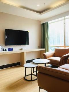Cheerful Hotel - 4