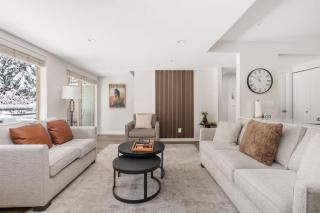 Luxury 3-Bed Whistler Village - Private Hot Tub - 5