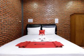 RedDoorz Plus At Ampera Raya - 1
