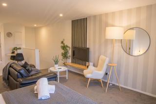 Urban Taita Nest - 6