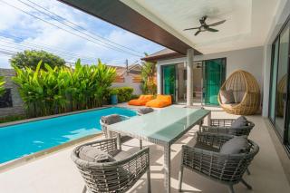 The S Villas - 7
