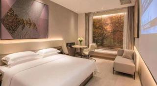 IU Hotels· Wuhan Jianghan Road Metro Station - 1