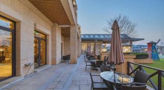 Deefly Yinrun Town Hotel - 8