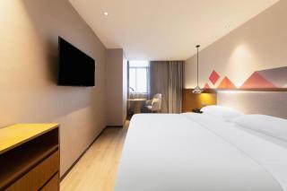 Borrman Hotel Zhanjiang Wuchuan Jinsha Plaza - 5