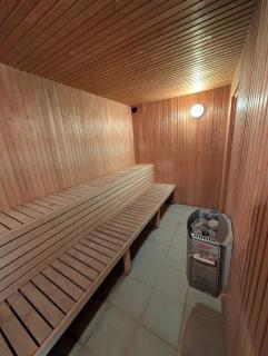 Bright Holiday Home Near Beach And Pool - 3