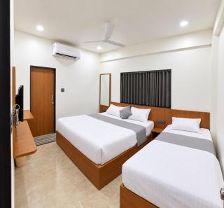 Hotel Ravi Palace - 2