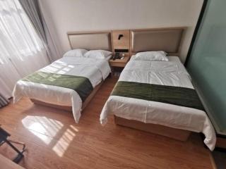 Green Tree Inn Express Jinan Huaiyin District Jingshi Road Children's Hospital - 8
