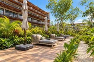 Nuju Rentals - BeUtiful Apartments with Swimout-Gym-Rooftop-Pool - 8