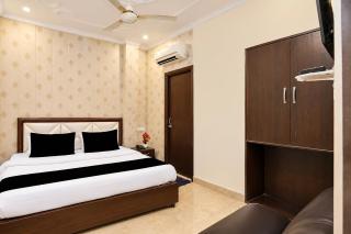 Townhouse Hussainpara Square Formerly Rich Inn - 8