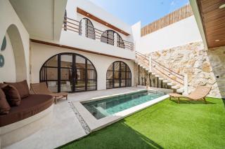 Modern Mediterranean Villa with Private Pool - 0