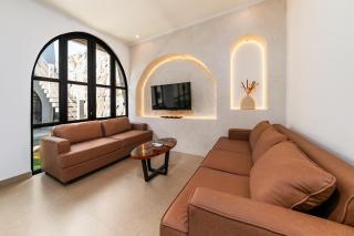 Modern Mediterranean Villa with Private Pool - 2