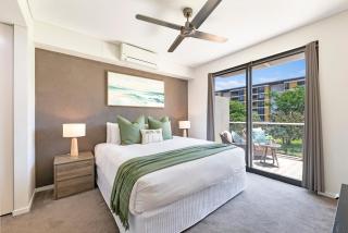 Lagoon Glow - Waterfront Sunsets and Poolside Days - Darwin - 8