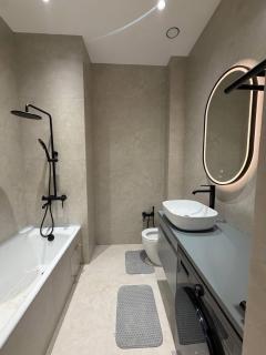 Modern, Stylish & Cozy Apartment in Ozmahal - 7