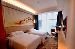 Vienna Hotel Guangdong Zhaoqing East Station Dinghu Mountain Scenic Area - 2