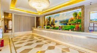 Venus International Hotel Guangdong Meizhou Fengshun Huamao Hot-Spring - 2