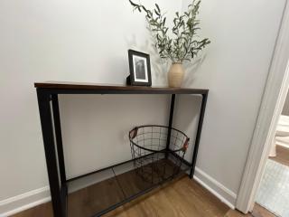 Sleek Modern 2-Bedroom Townhouse Near Bardstown Rd - 1